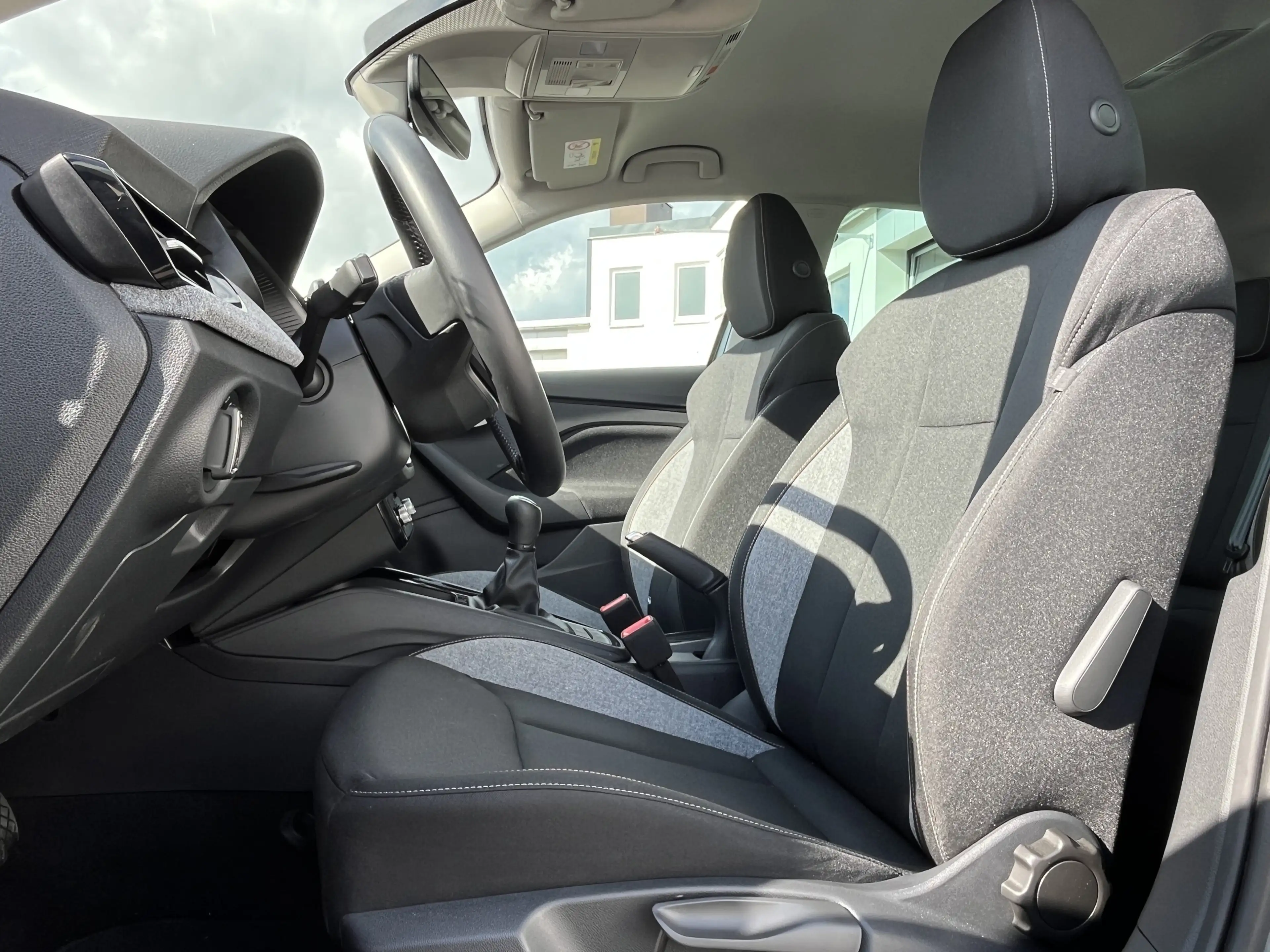 Skoda Scala 1.5 TSI Tour 141€ m.20% Anz. AHK-Vorb. Navi MATR — photo 13