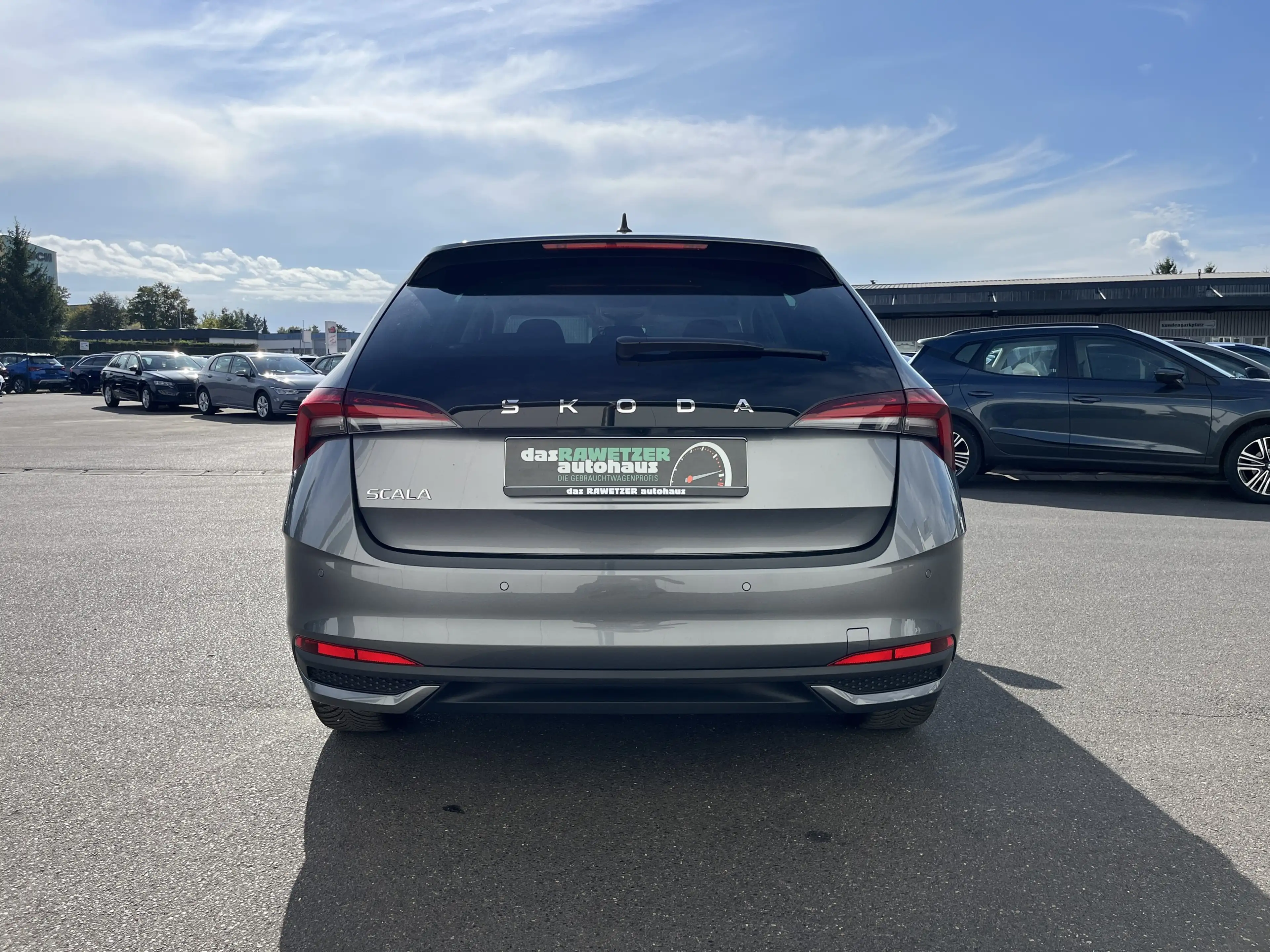 Skoda Scala 1.5 TSI Tour 141€ m.20% Anz. AHK-Vorb. Navi MATR — photo 9