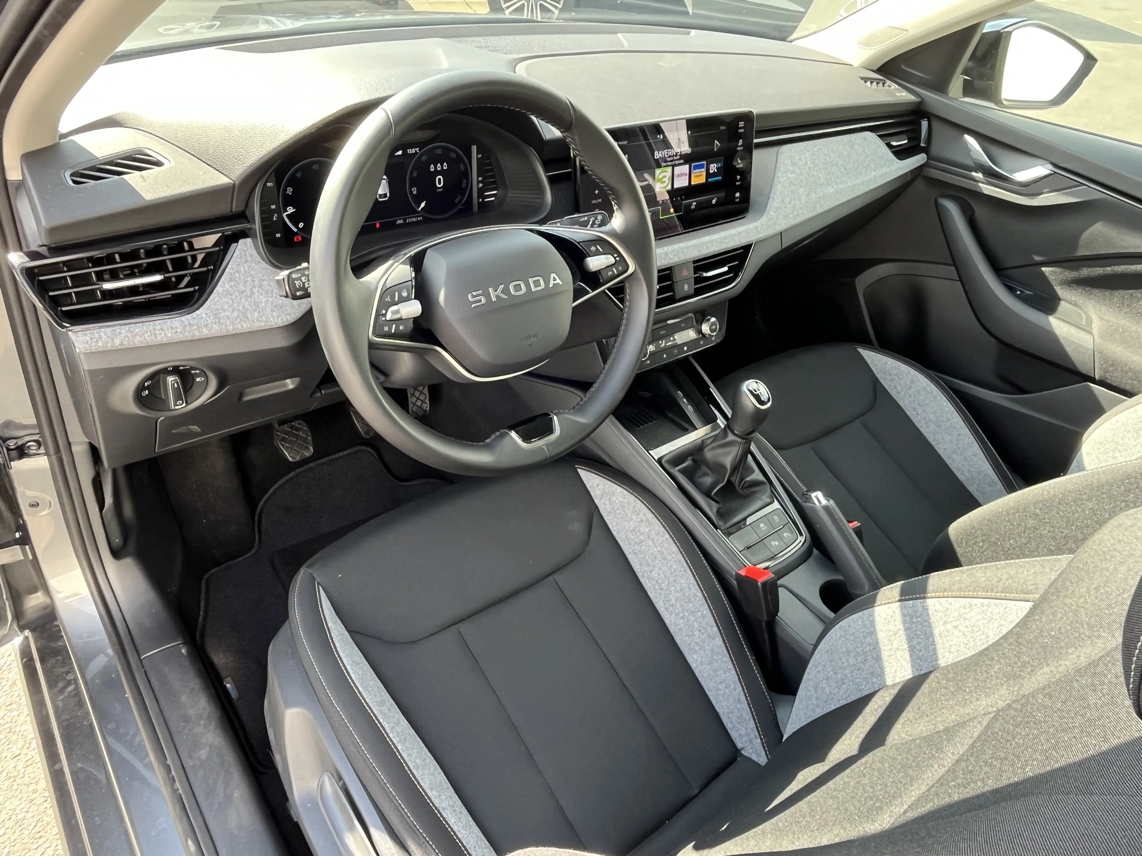Skoda Scala 1.5 TSI Tour 141€ m.20% Anz. AHK-Vorb. Navi MATR — photo 12