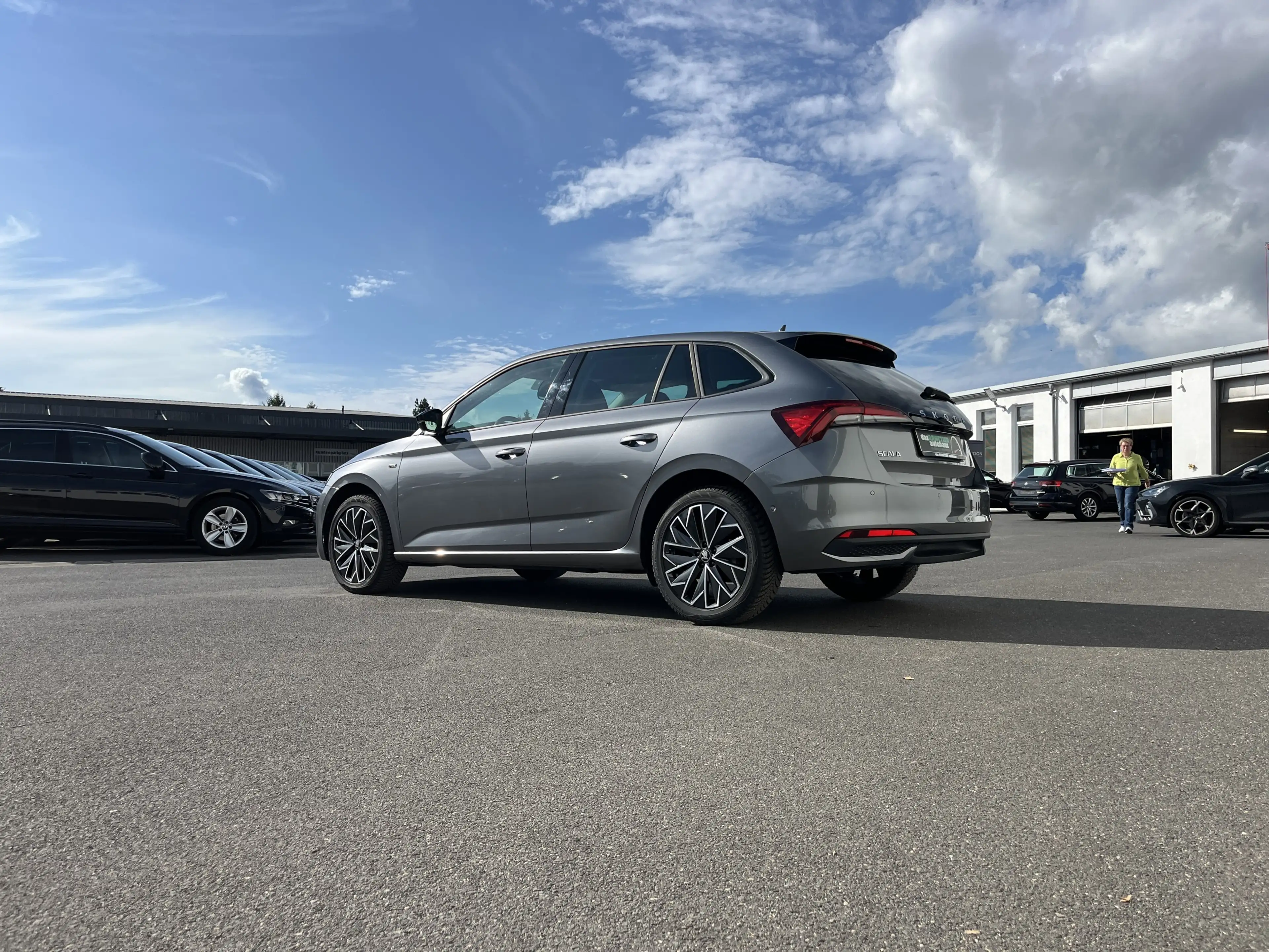 Skoda Scala 1.5 TSI Tour 141€ m.20% Anz. AHK-Vorb. Navi MATR — photo 10