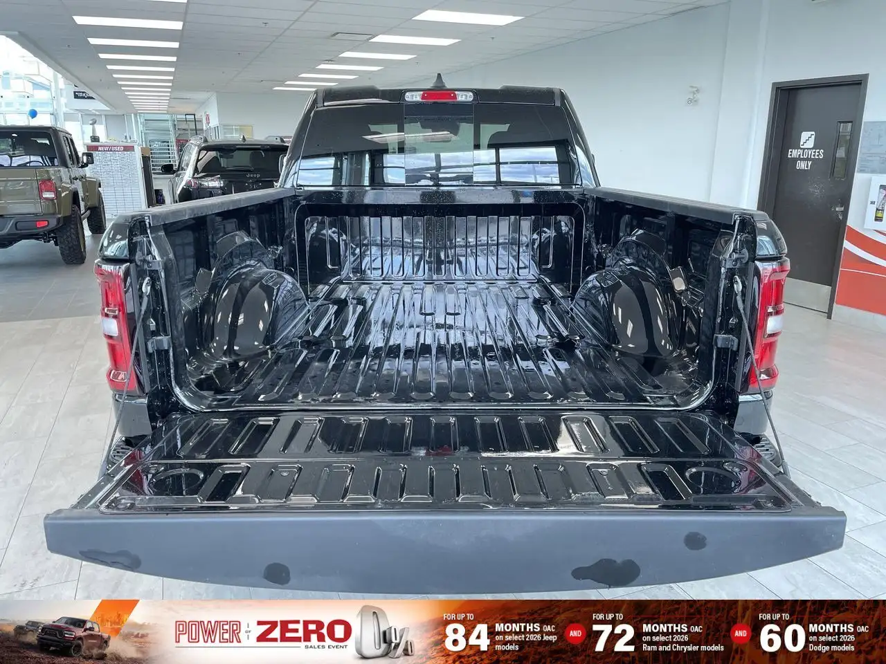 RAM 1500 снимка RAM 1500