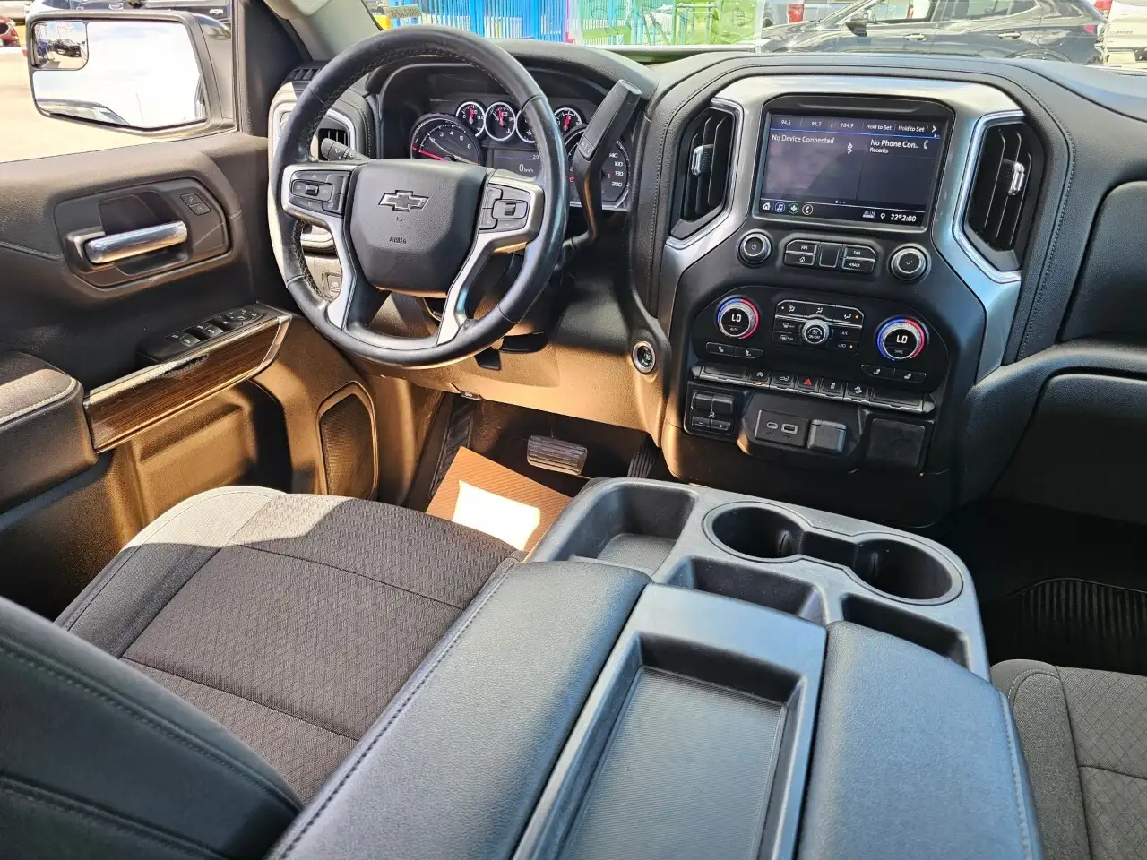 Chevrolet Silverado 1500 снимка Chevrolet Silverado 1500