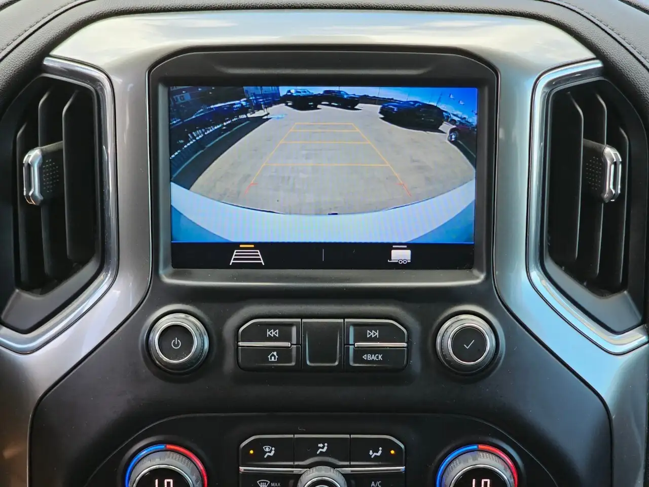 Chevrolet Silverado 1500 снимка Chevrolet Silverado 1500