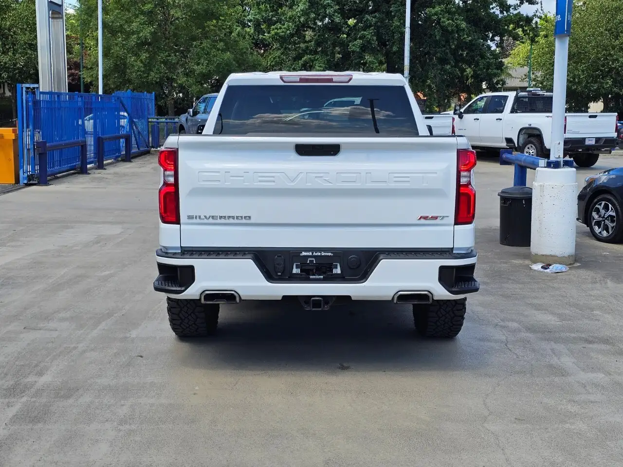 Chevrolet Silverado 1500 снимка Chevrolet Silverado 1500