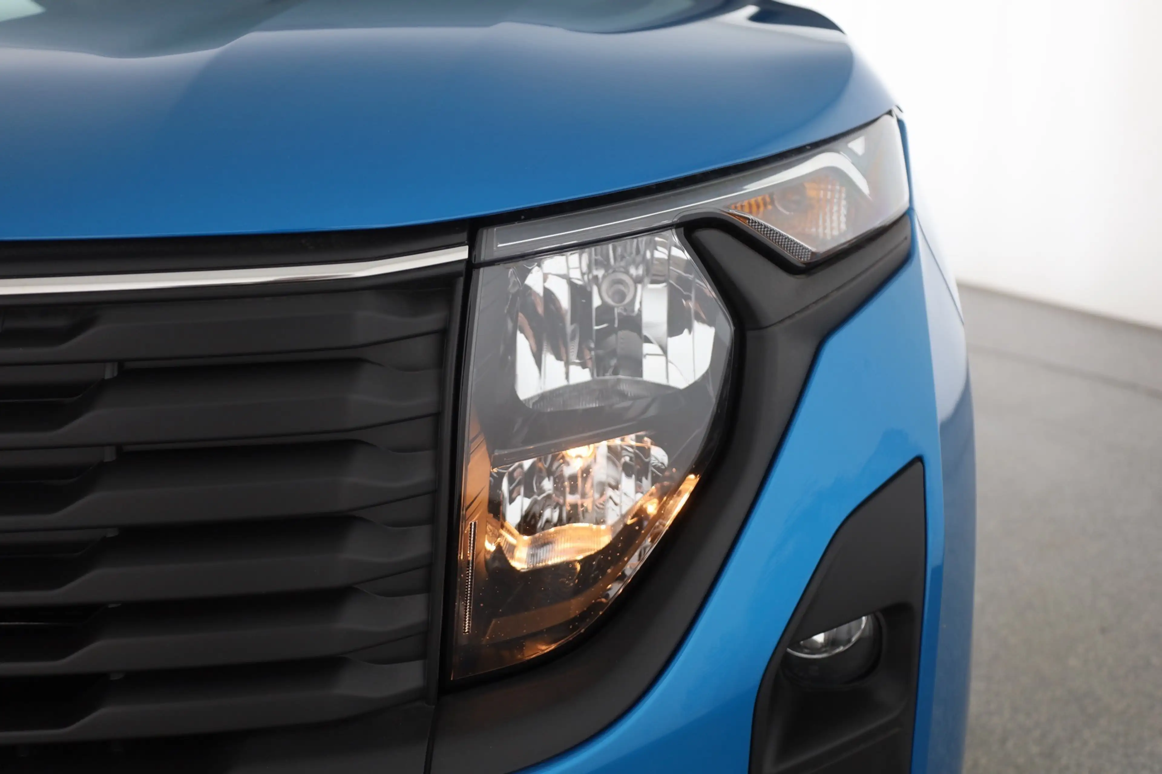 Ford Tourneo Courier Titanium 1.0 EB AHK Kamera — photo 29