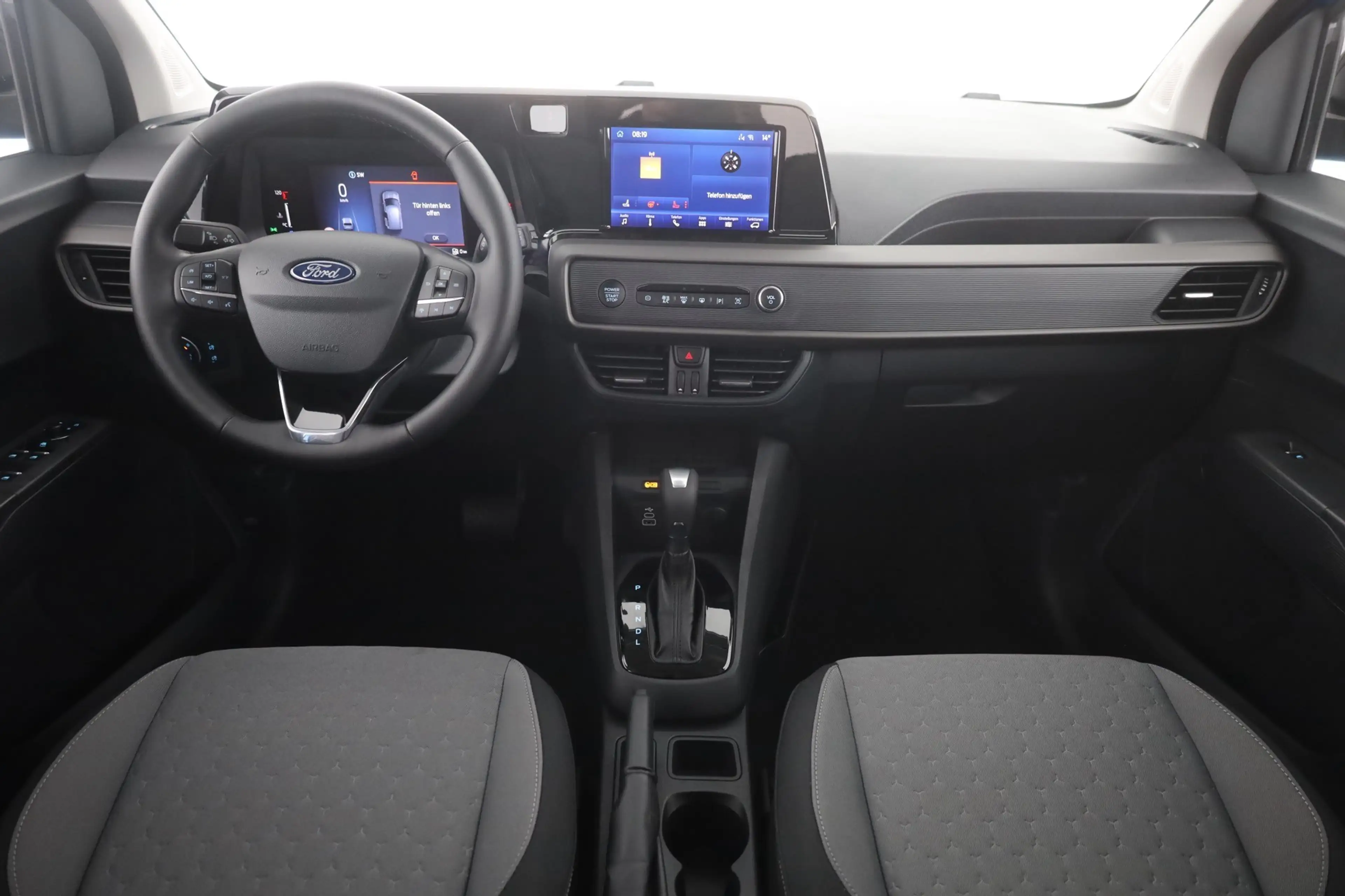 Ford Tourneo Courier Titanium 1.0 EB AHK Kamera — photo 9