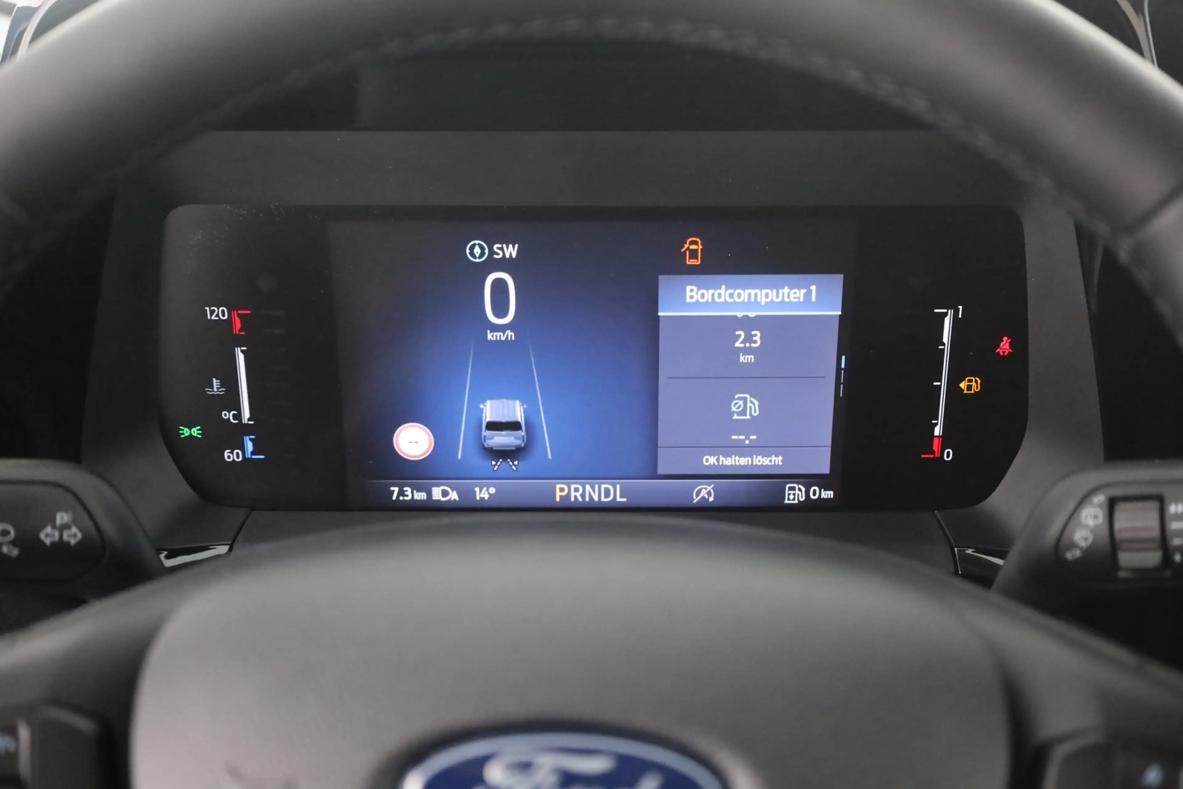 Ford Tourneo Courier Titanium 1.0 EB AHK Kamera — photo 18