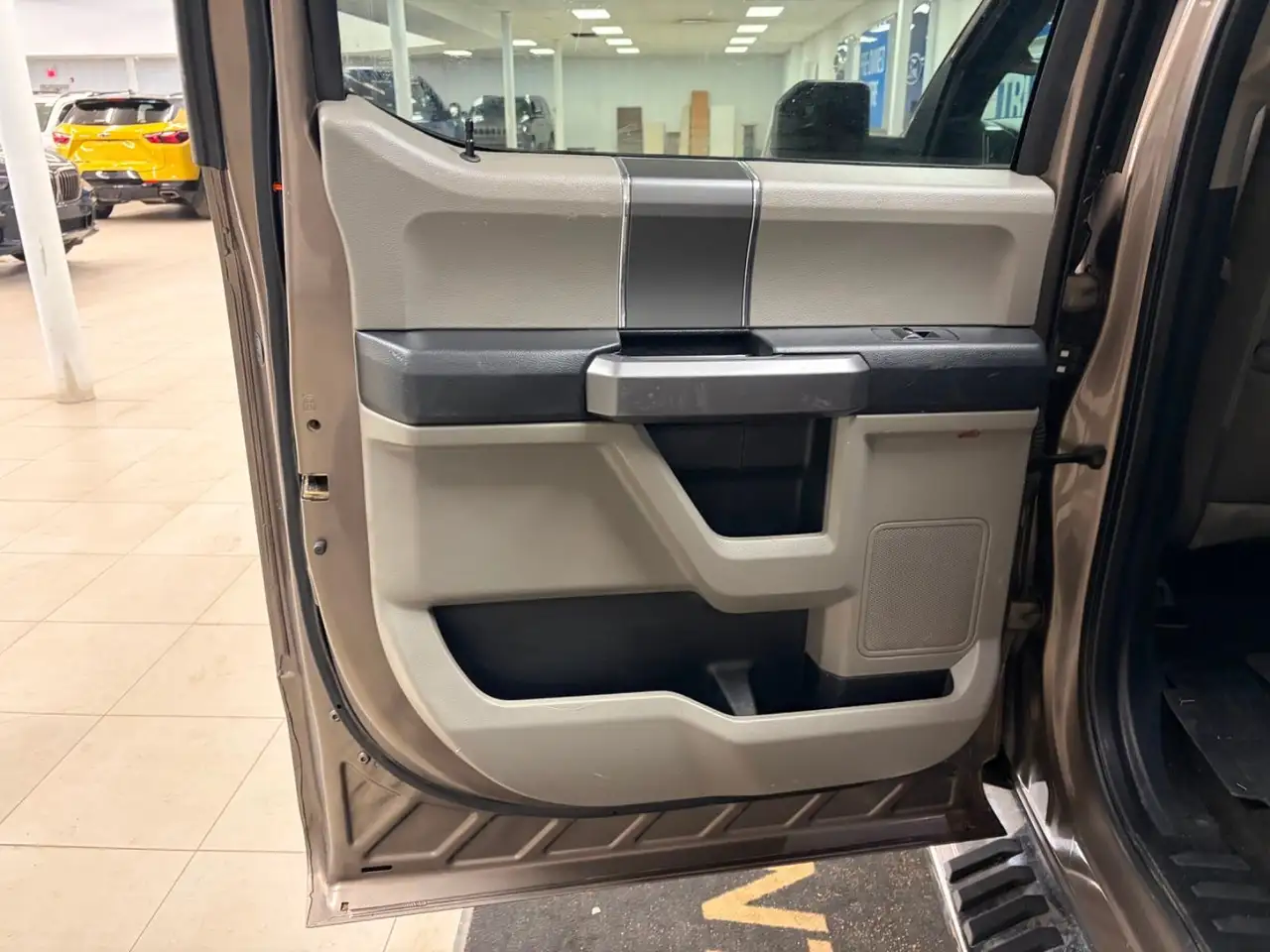 Ford F 150 снимка Ford F 150