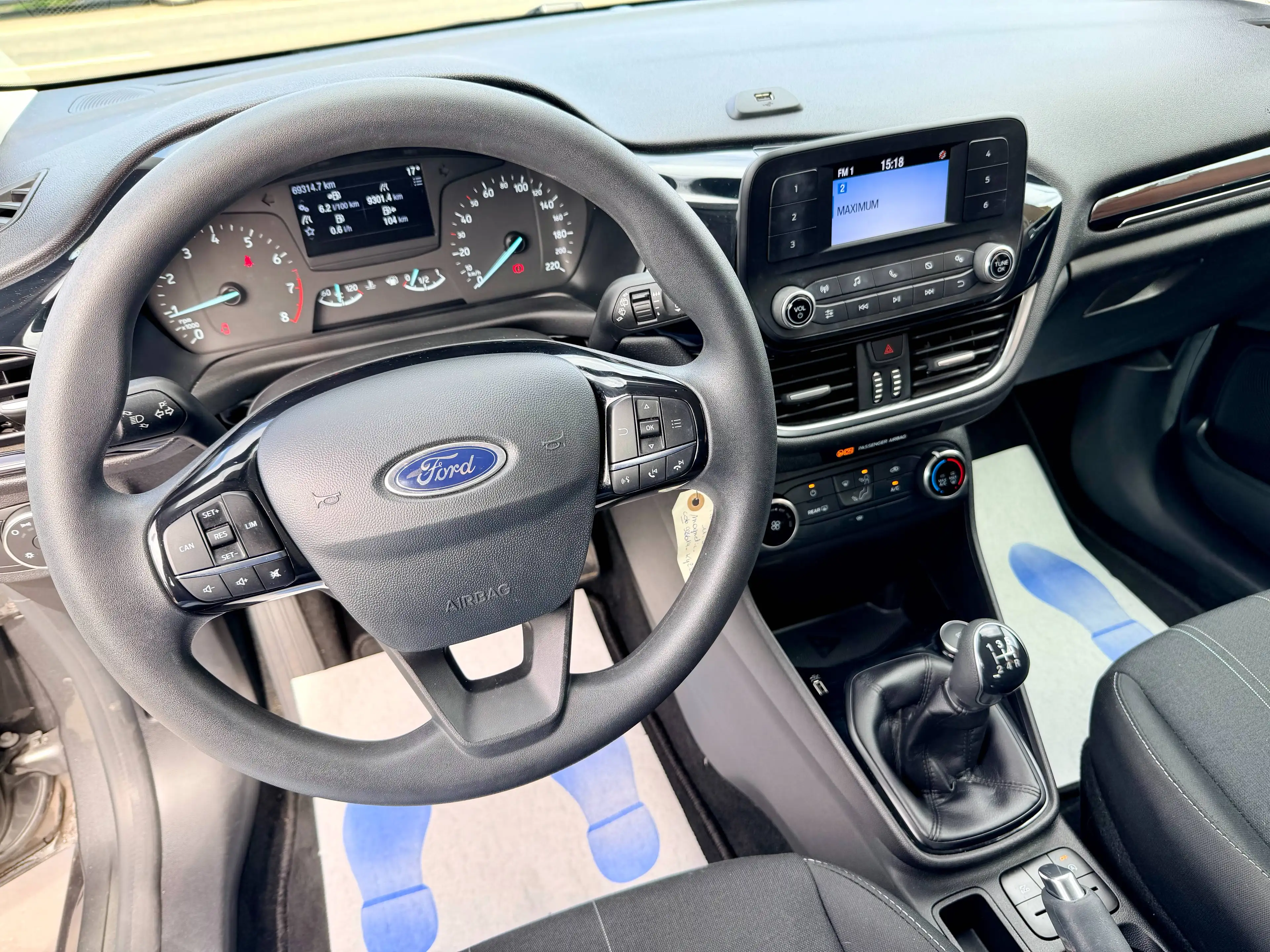 Ford Fiesta 1.1i*1er PROP*AIRCO*GARANTIE* — photo 10