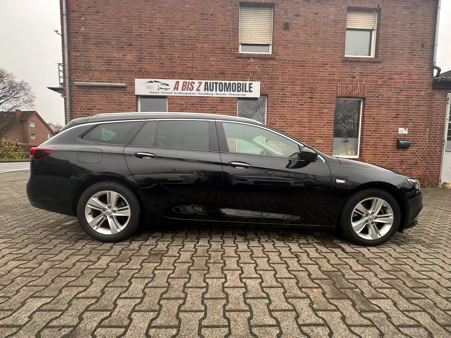 Opel Insignia B 1.5 SportsTourer Innovation Automatik Schwarz - 2