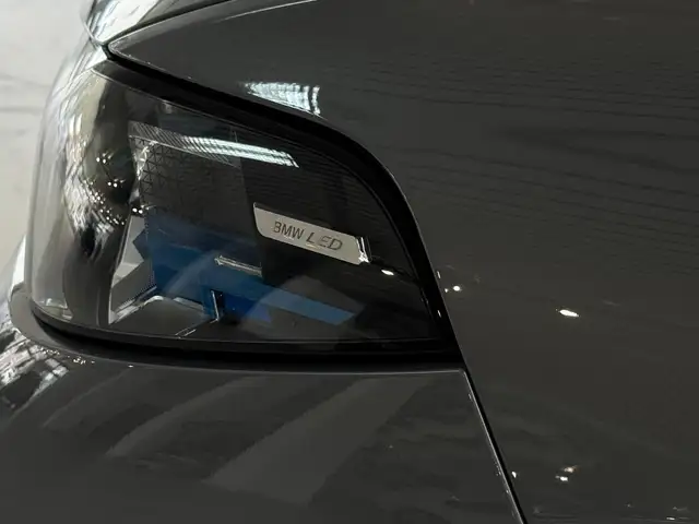 BMW X5 view 14