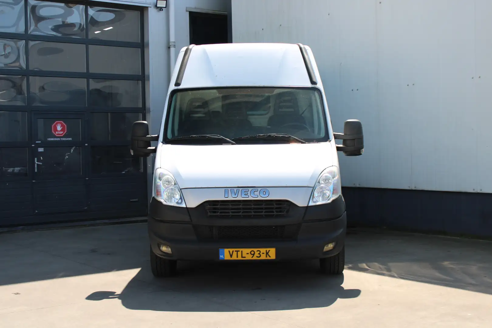 Iveco Daily 35S15V 330 H2 |luchtvering Wit - 2