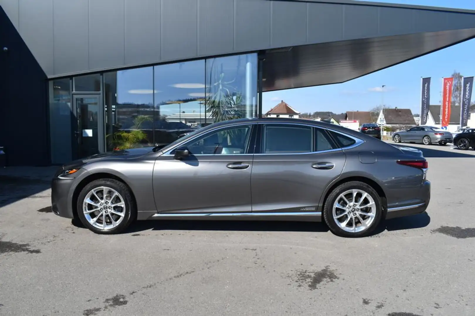 Lexus LS 500 h Luft,Pano,LED,Keyless Go... Grau - 2