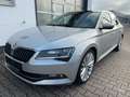 Skoda Superb Limo 2.0TDI/1HD/MWST/NAVI/4xSHZ/ESD/PANO Plateado - thumbnail 1