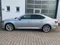 Skoda Superb Limo 2.0TDI/1HD/MWST/NAVI/4xSHZ/ESD/PANO Plateado - thumbnail 2