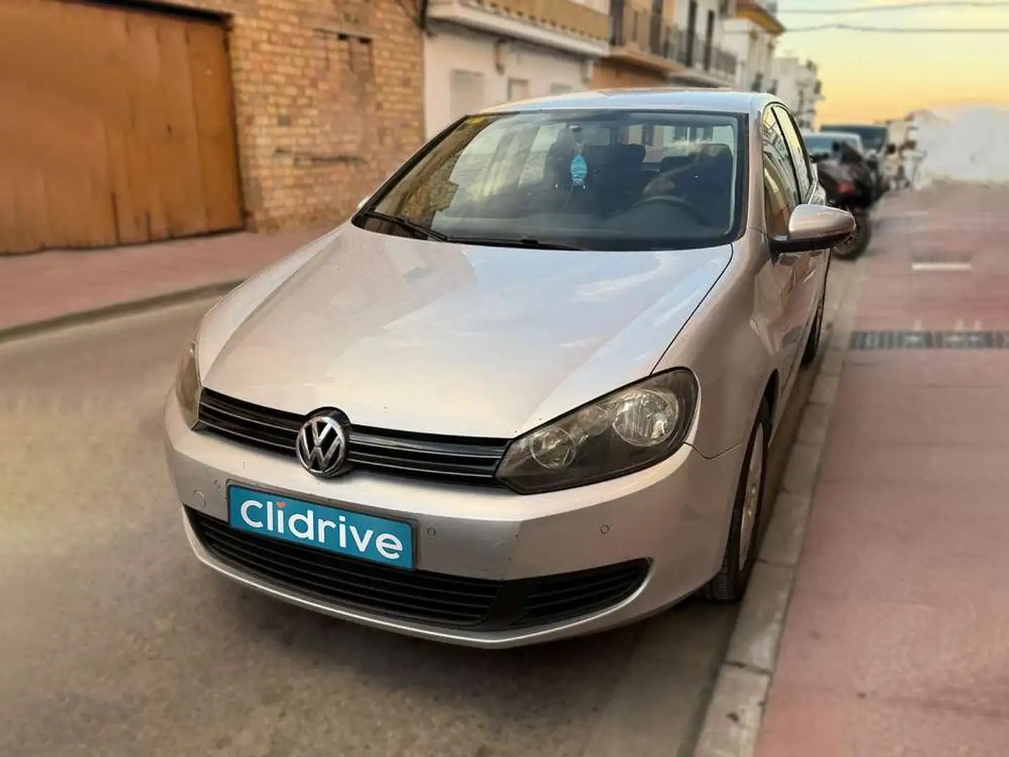 Volkswagen Golf Plus 1.6TDI Sport Gris - 2