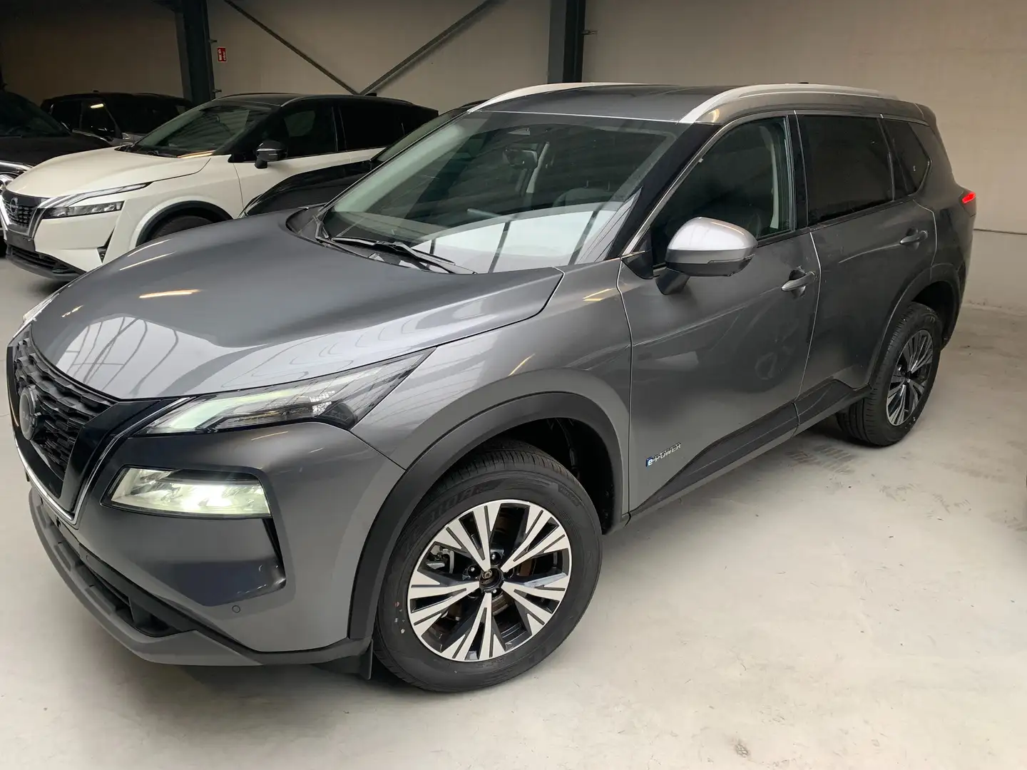 Nissan X-Trail 1.5 e-Power N-Connecta / 7 jaar garantie Grijs - 1