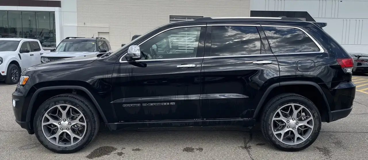 Jeep Grand Cherokee снимка Jeep Grand Cherokee