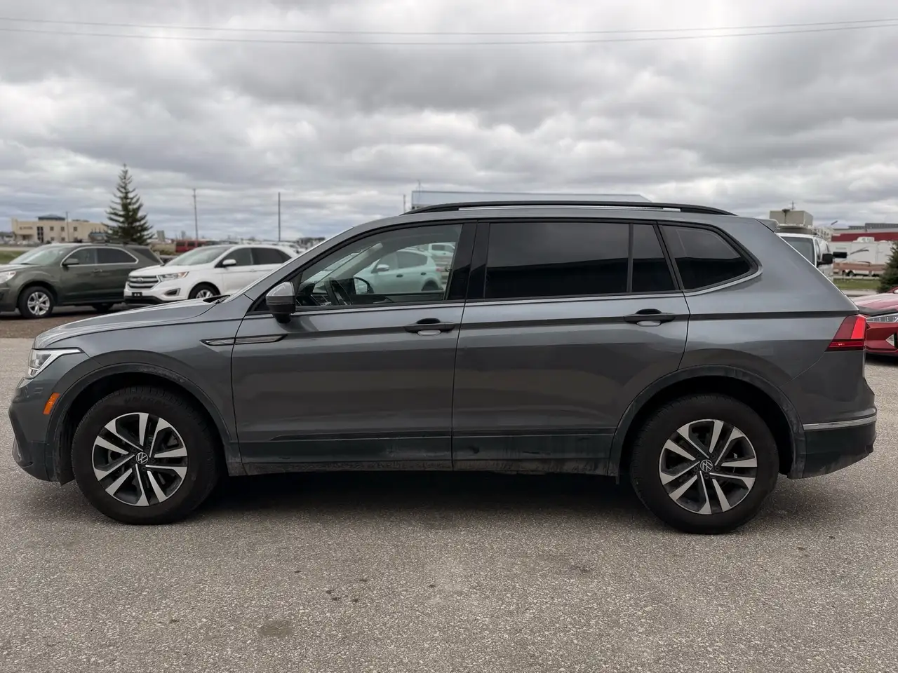 Volkswagen Tiguan снимка Volkswagen Tiguan