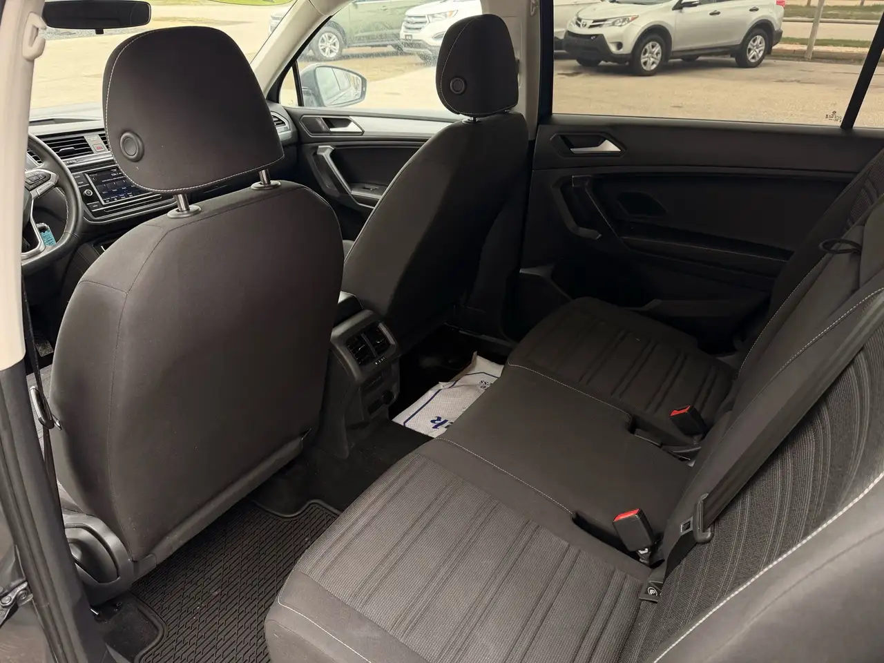 Volkswagen Tiguan снимка Volkswagen Tiguan