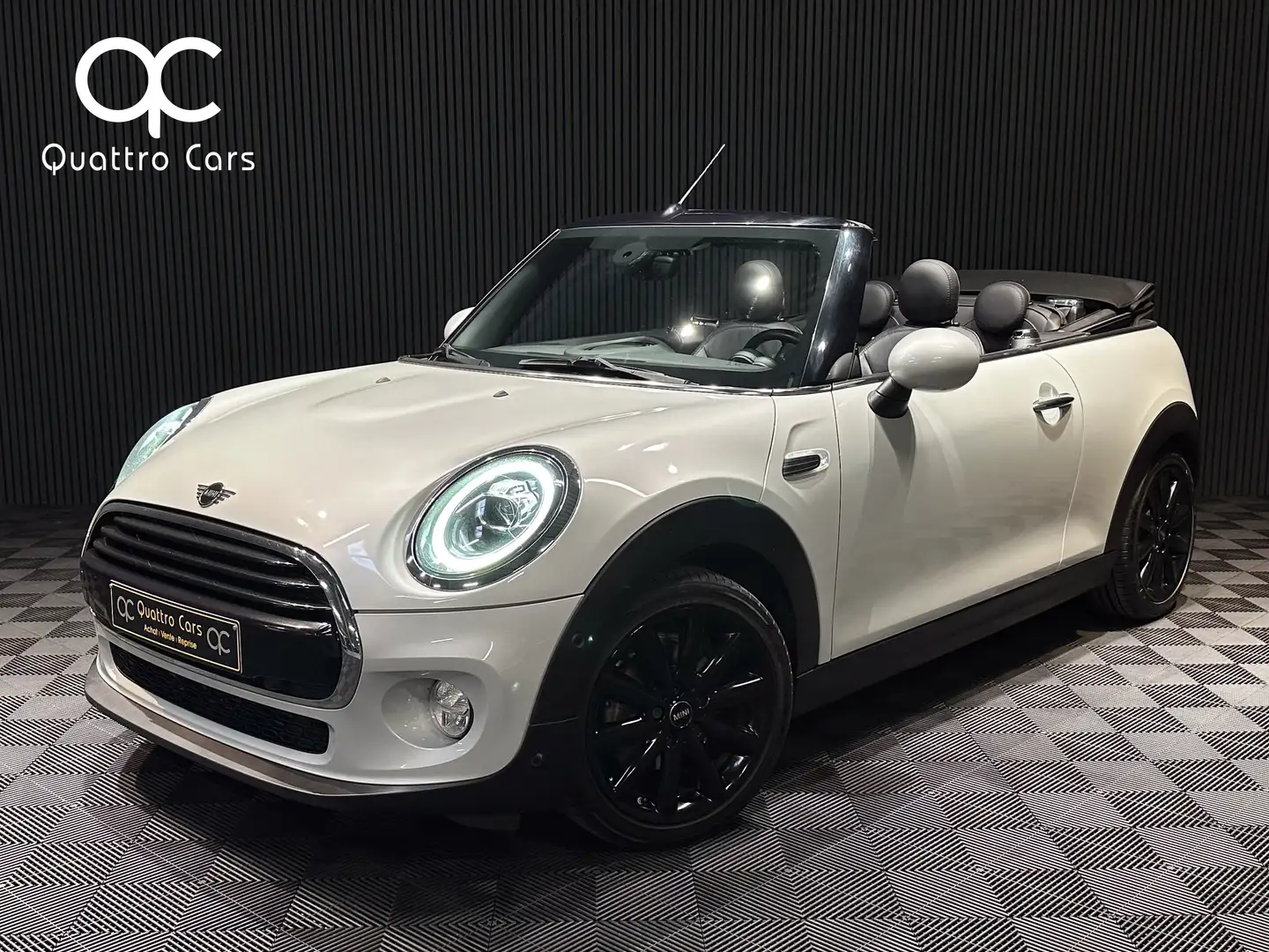 MINI Cooper Cabrio 1.5i 136Ch White Silver - Super look - Cuir - Led Gris - 1