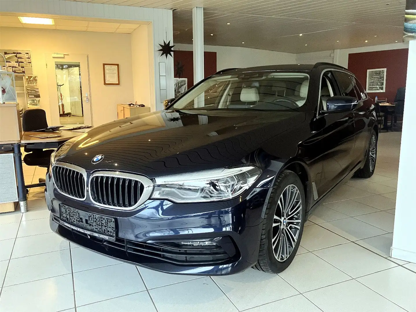 BMW 520 xd SportLine/HuD/HiFi/Kamera/NaviPRO/Wireless Blau - 1