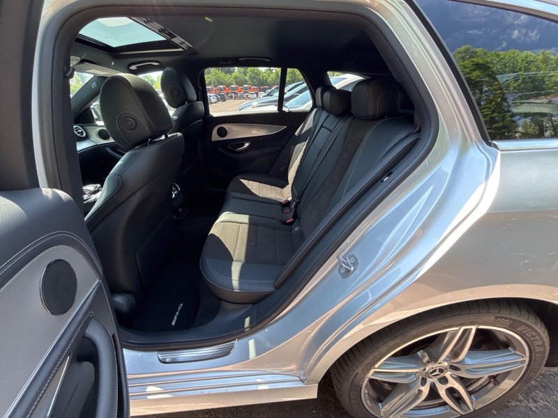 Mercedes-Benz E 400 T-Modell 4Matic AMG Line Widescreen | LED — photo 7