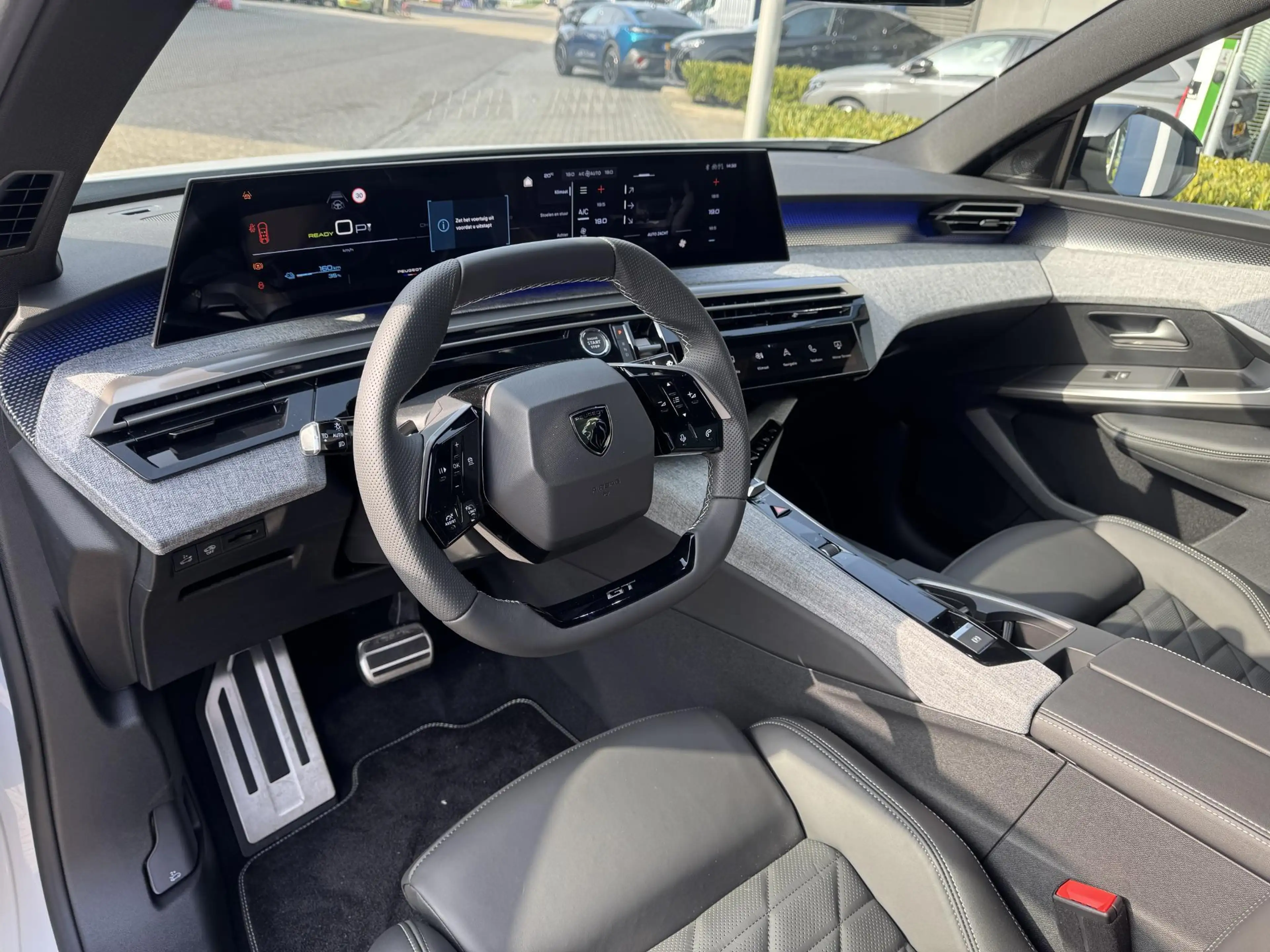 Peugeot 5008 e-5008 210 GT Exclusive 7 seats + nappa leder — photo 6