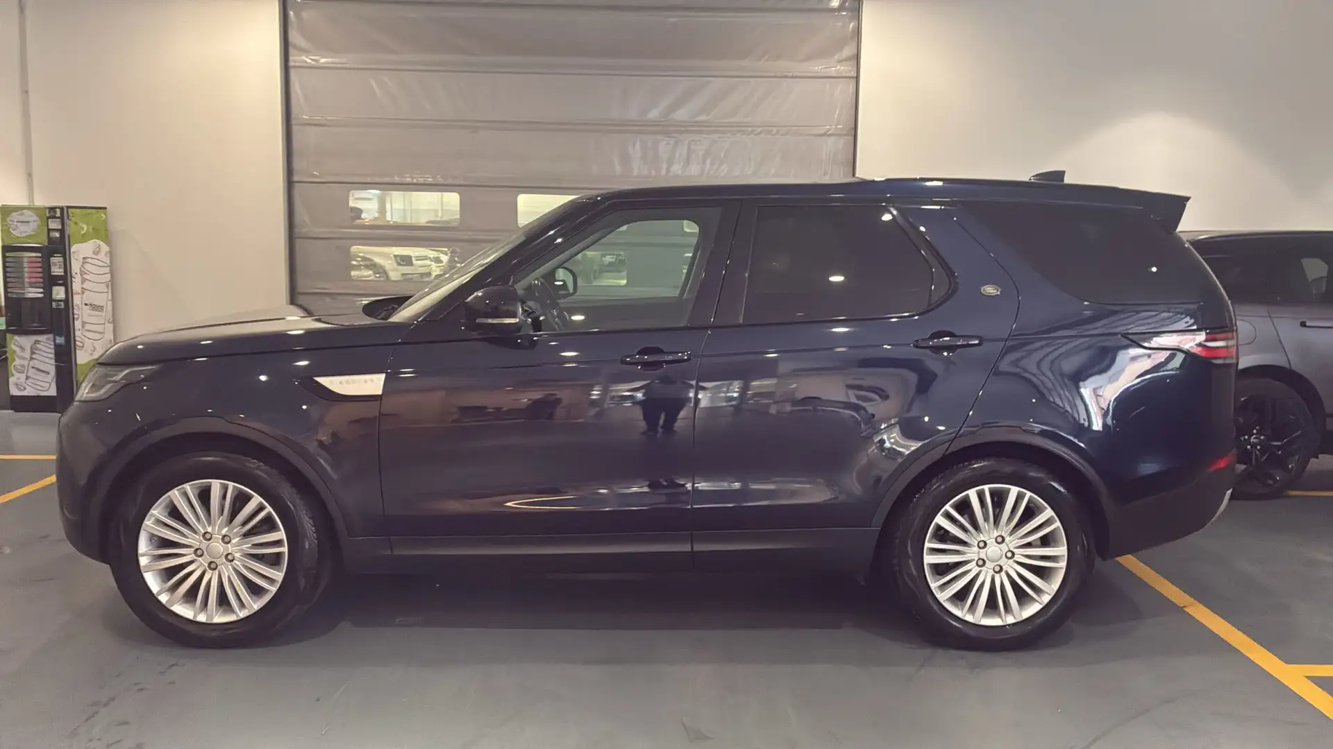 Land Rover Discovery 3.0TD6 HSE Aut. Azul - 2