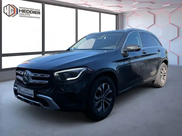 Mercedes-Benz GLC 300 d 4Matic *Navi*Kamera*AHK*SHZ*