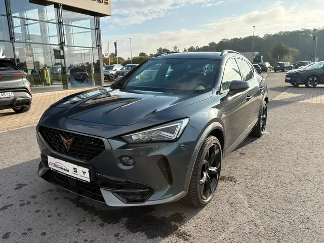 CUPRA Formentor VZ 1,4 DSG e-Hybrid *AHK*PanoDach*