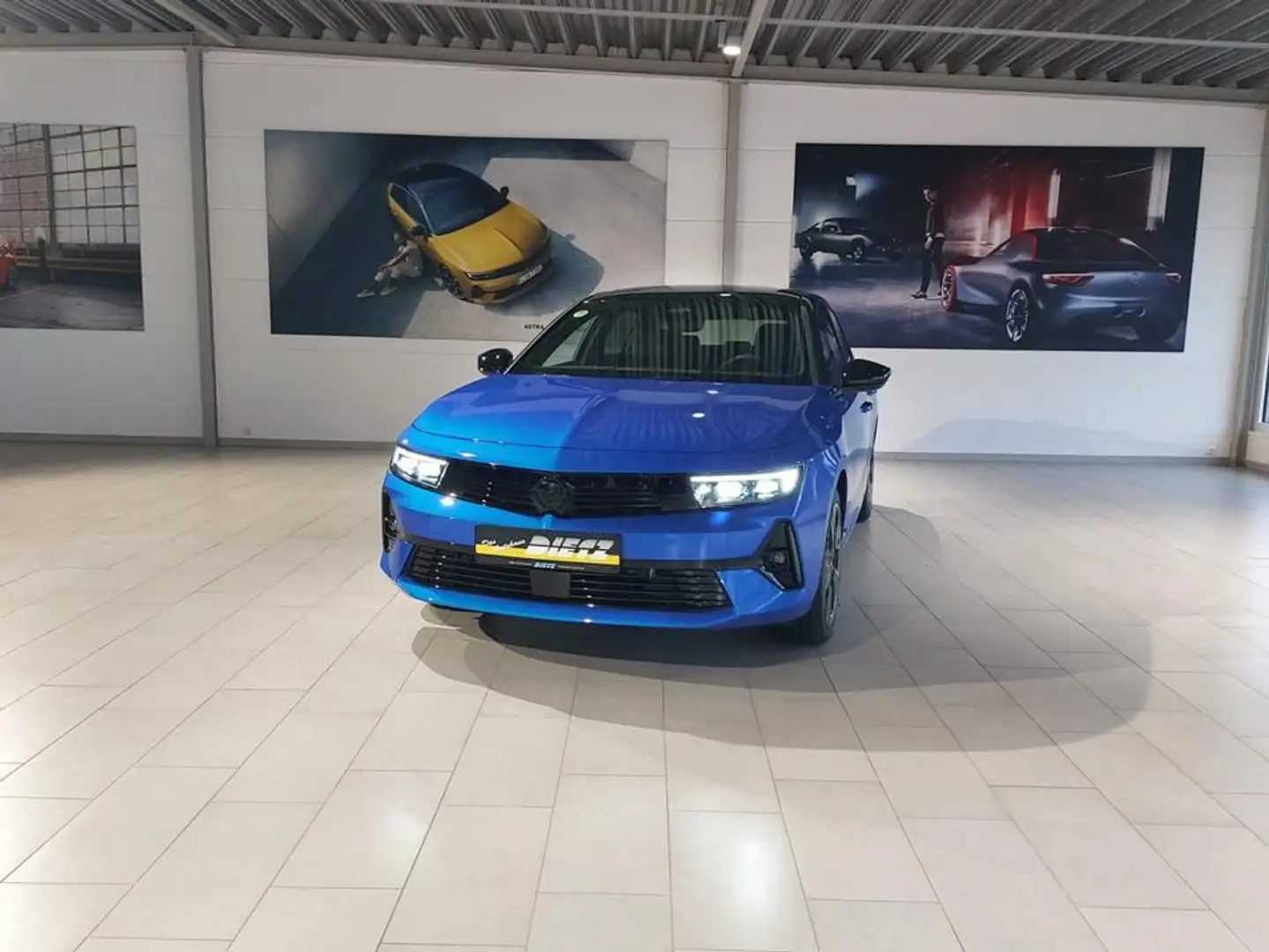 Opel Astra 5-Türer Electric GS Line 115kW (156PS) - 1