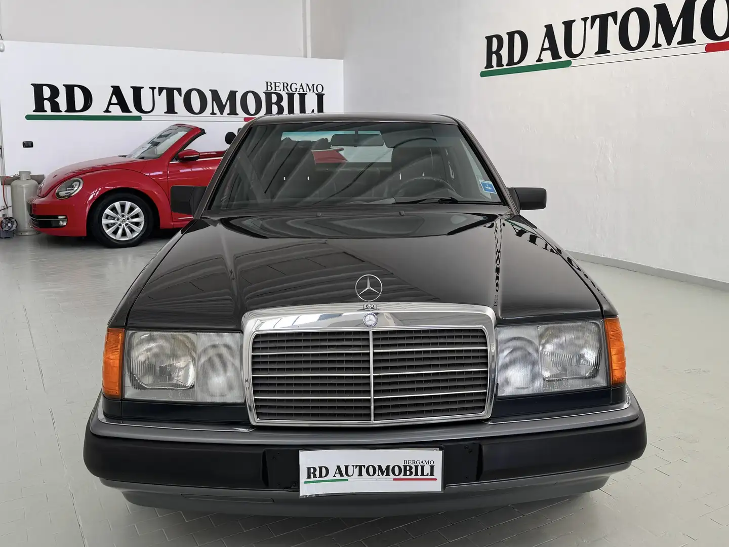 Mercedes-Benz E 200 W124 1990 VETTURA A METANO REVISIONATA Gris - 2