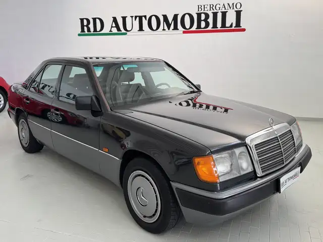 Mercedes-Benz E 200 W124 1990 VETTURA A METANO REVISIONATA