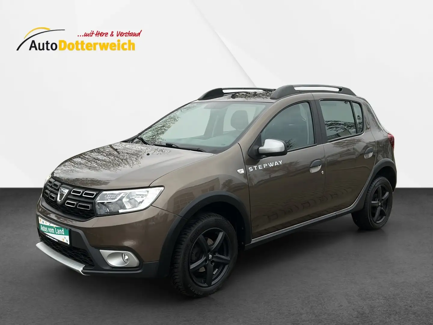 Dacia Sandero Stepway Celebration Navi, 8-fach smeđa - 1