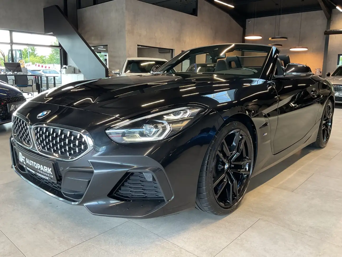 BMW Z4 sDrive 20i M Paket H&K LiveC. LED Kamera 19" Schwarz - 2