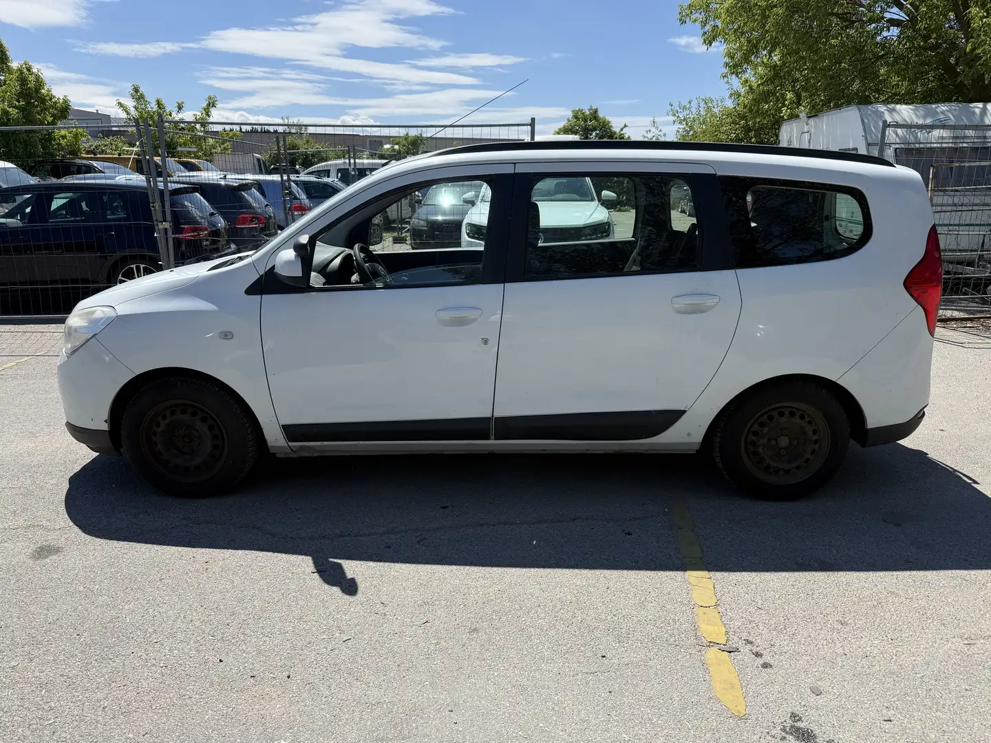Dacia Lodgy Ambiance dCi 90 Weiß - 2