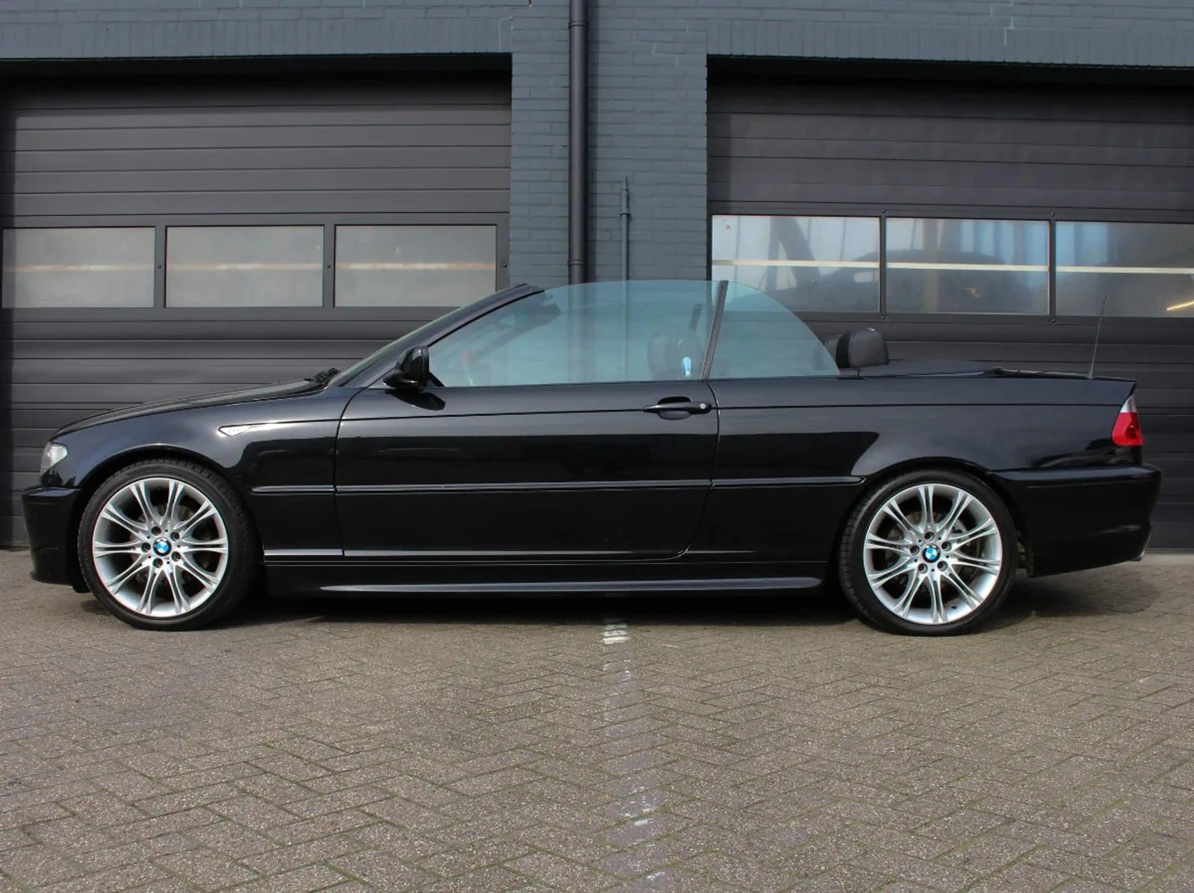 BMW 325 3-serie Cabrio 325Ci aut M Sport Individual — photo 4