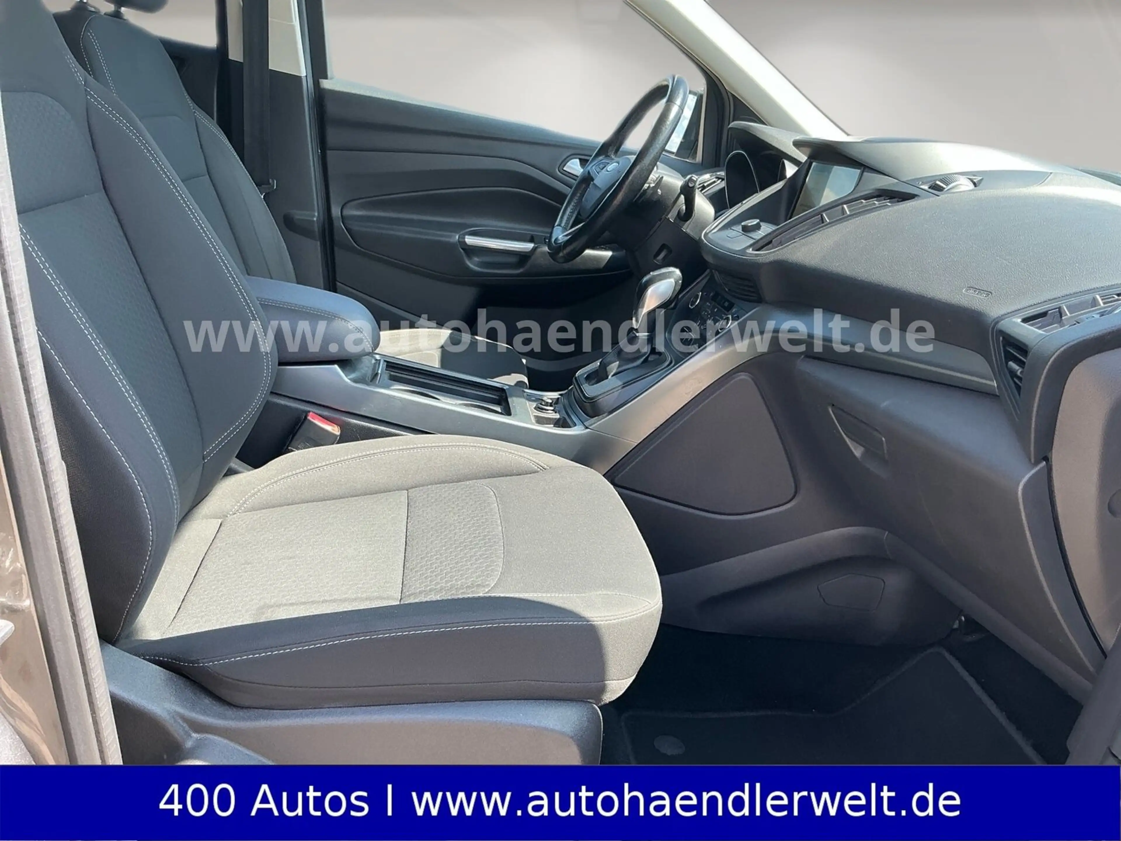 Ford Kuga 1.5 EB 4x4 AT AAC Xenon PDC SHZ 182PS — photo 13
