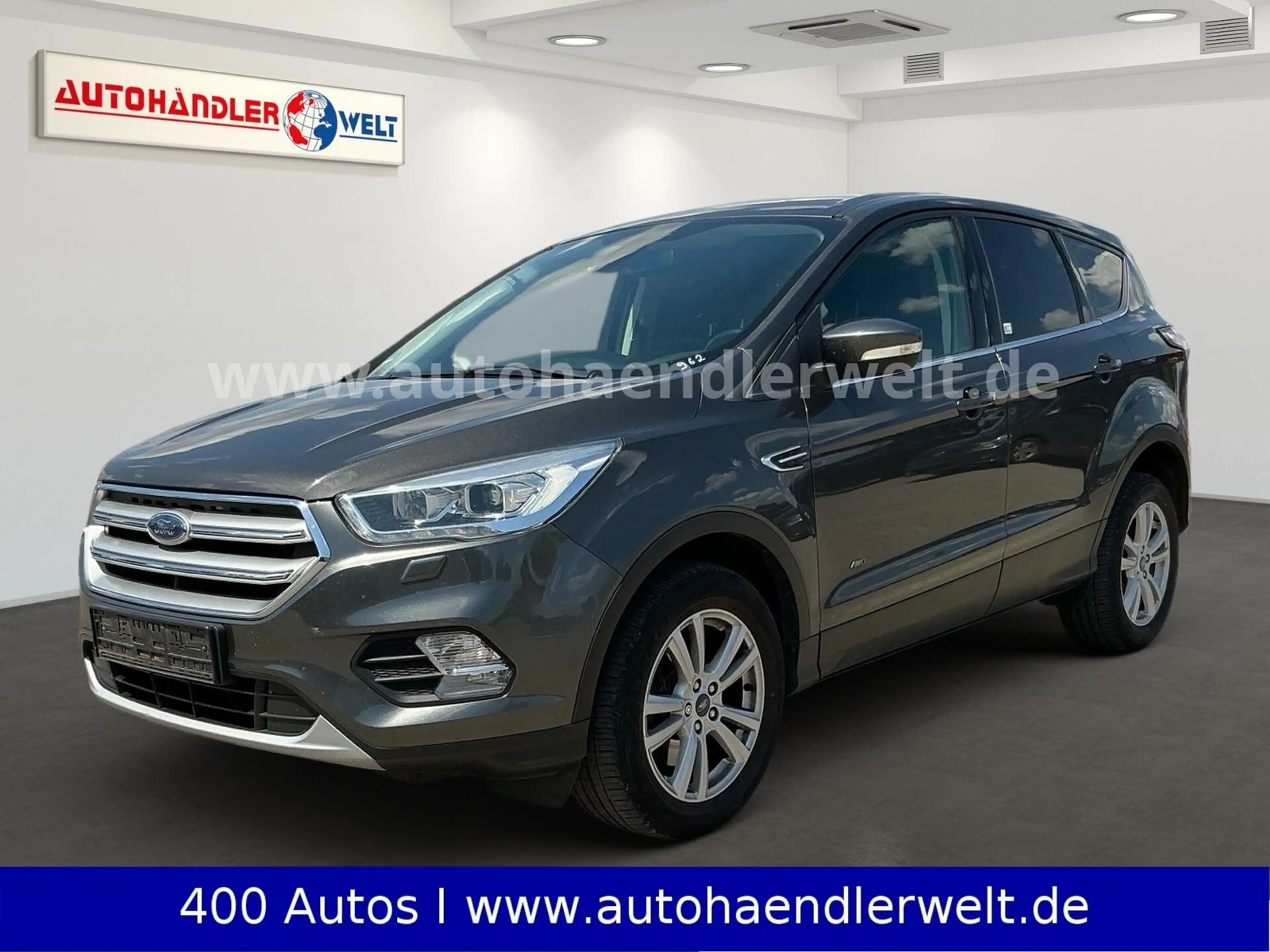 Ford Kuga 1.5 EB 4x4 AT AAC Xenon PDC SHZ 182PS