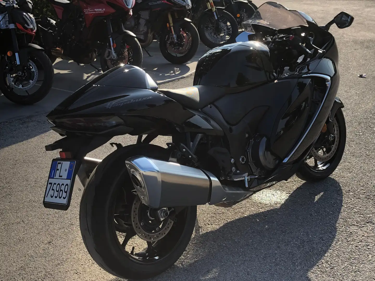 Suzuki Hayabusa Nero - 2