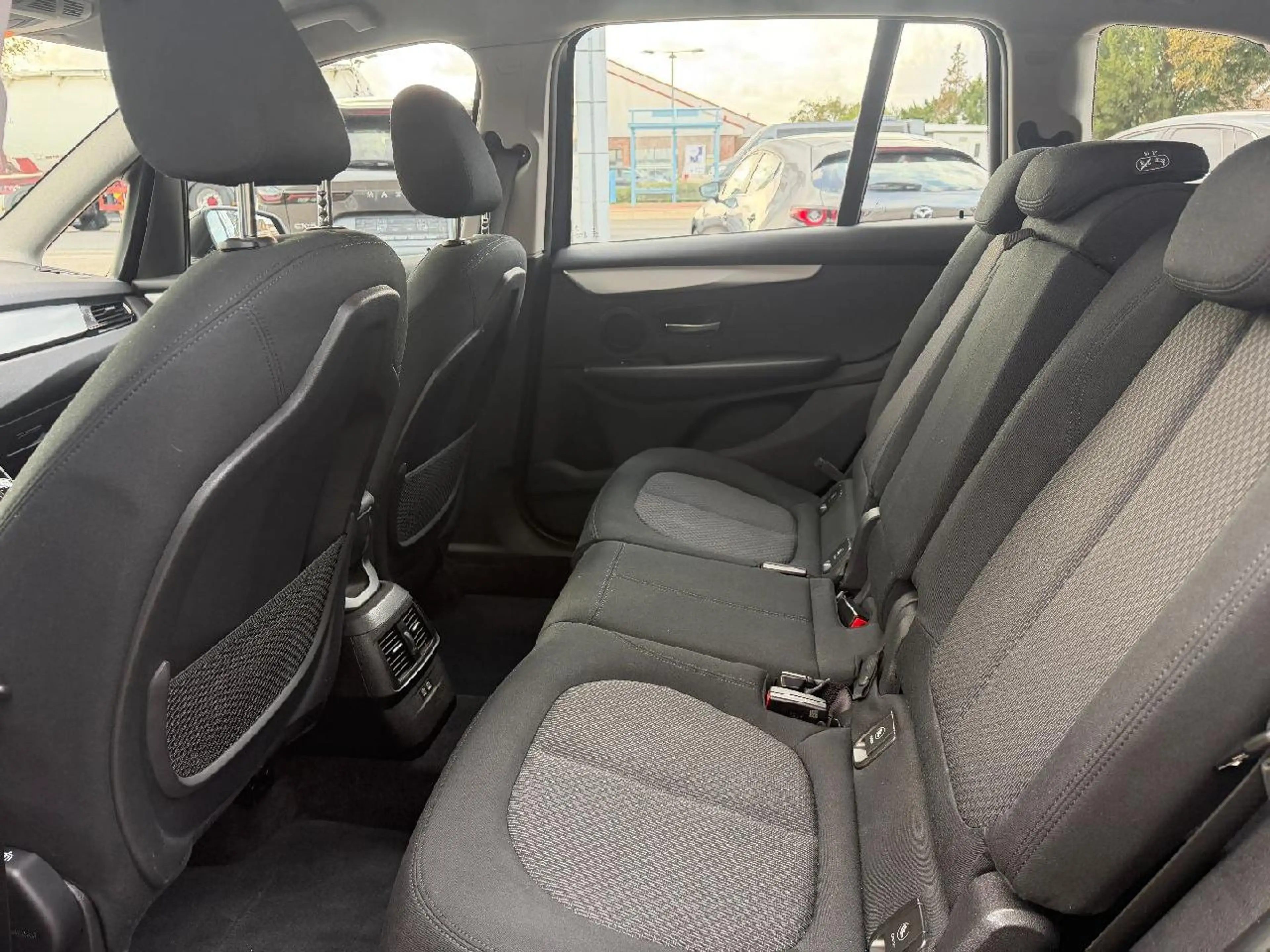 BMW 216 216 i Advantage — photo 8