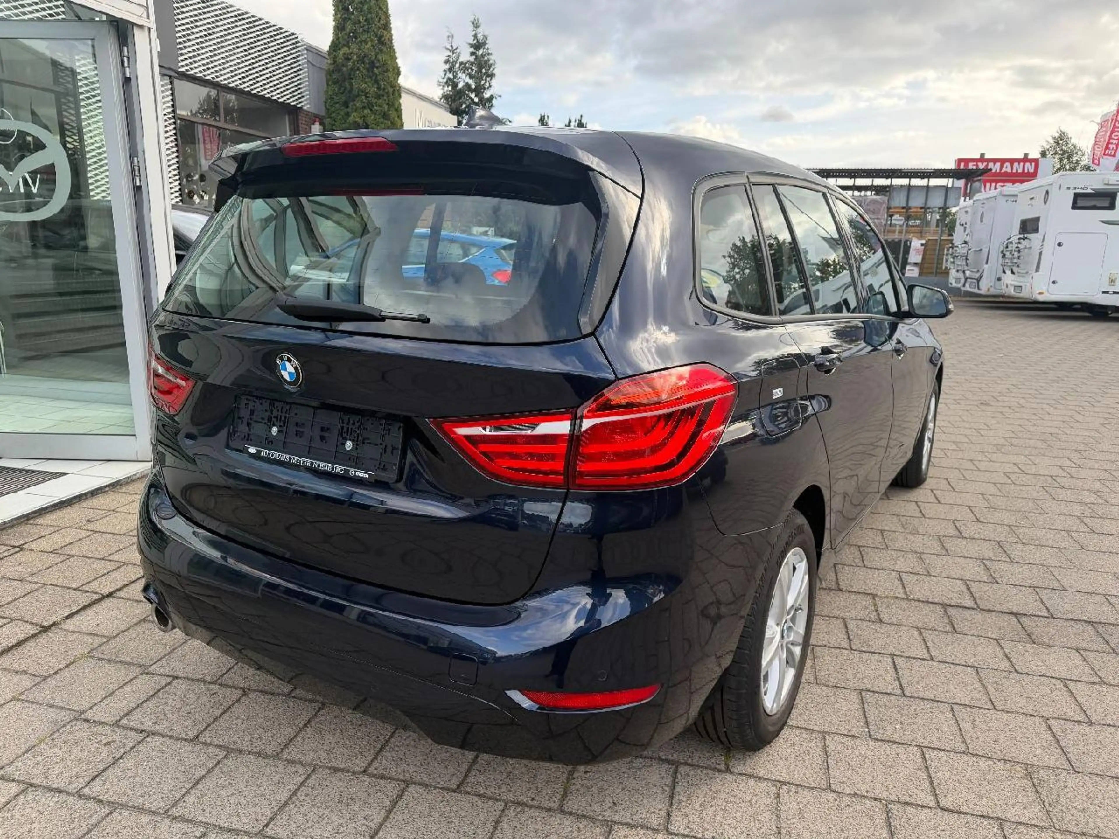 BMW 216 216 i Advantage — photo 4