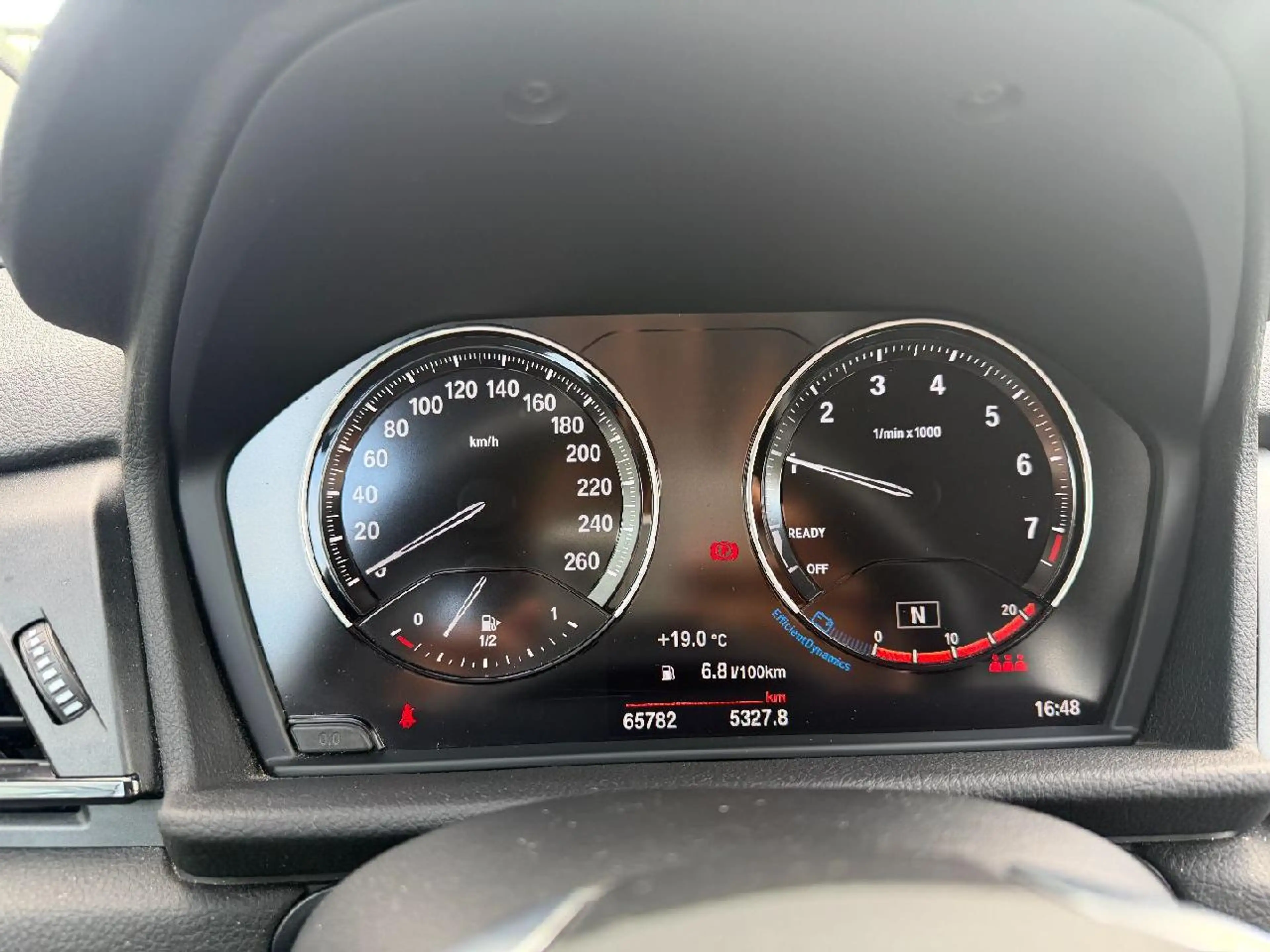 BMW 216 216 i Advantage — photo 6