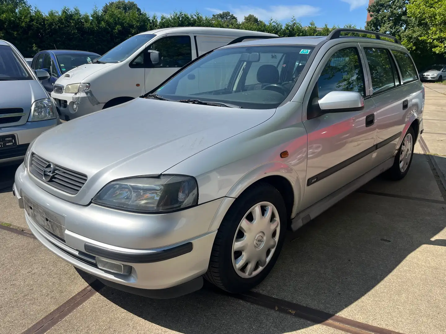 Opel Astra G 1.6 Caravan Sportive *kein Tüv* Silber - 1