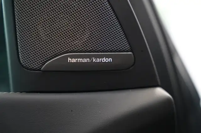 BMW X5 view 12