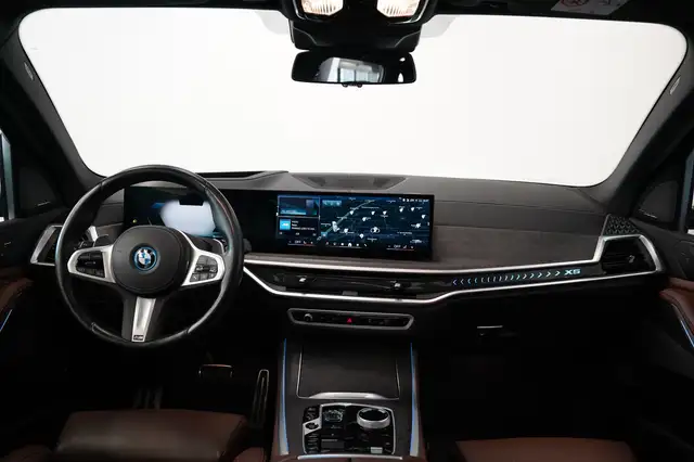 BMW X5 view 6