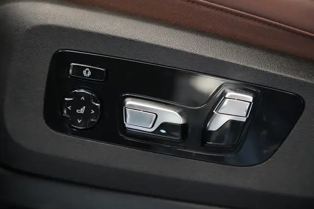 BMW X5 view 13