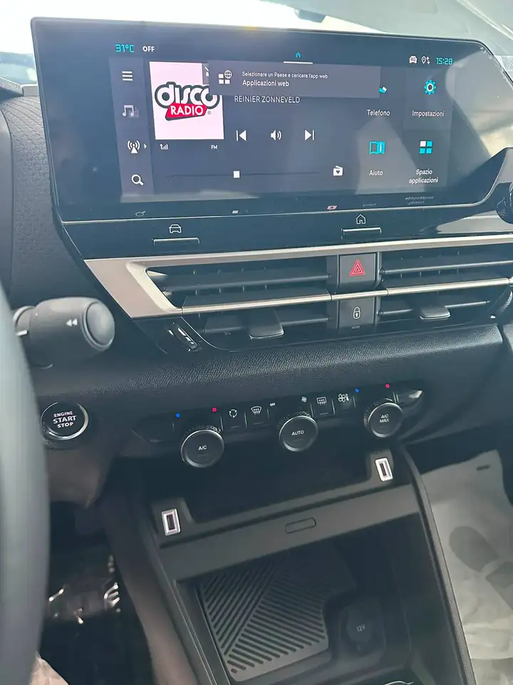 Citroen C4 2026 — фото 12