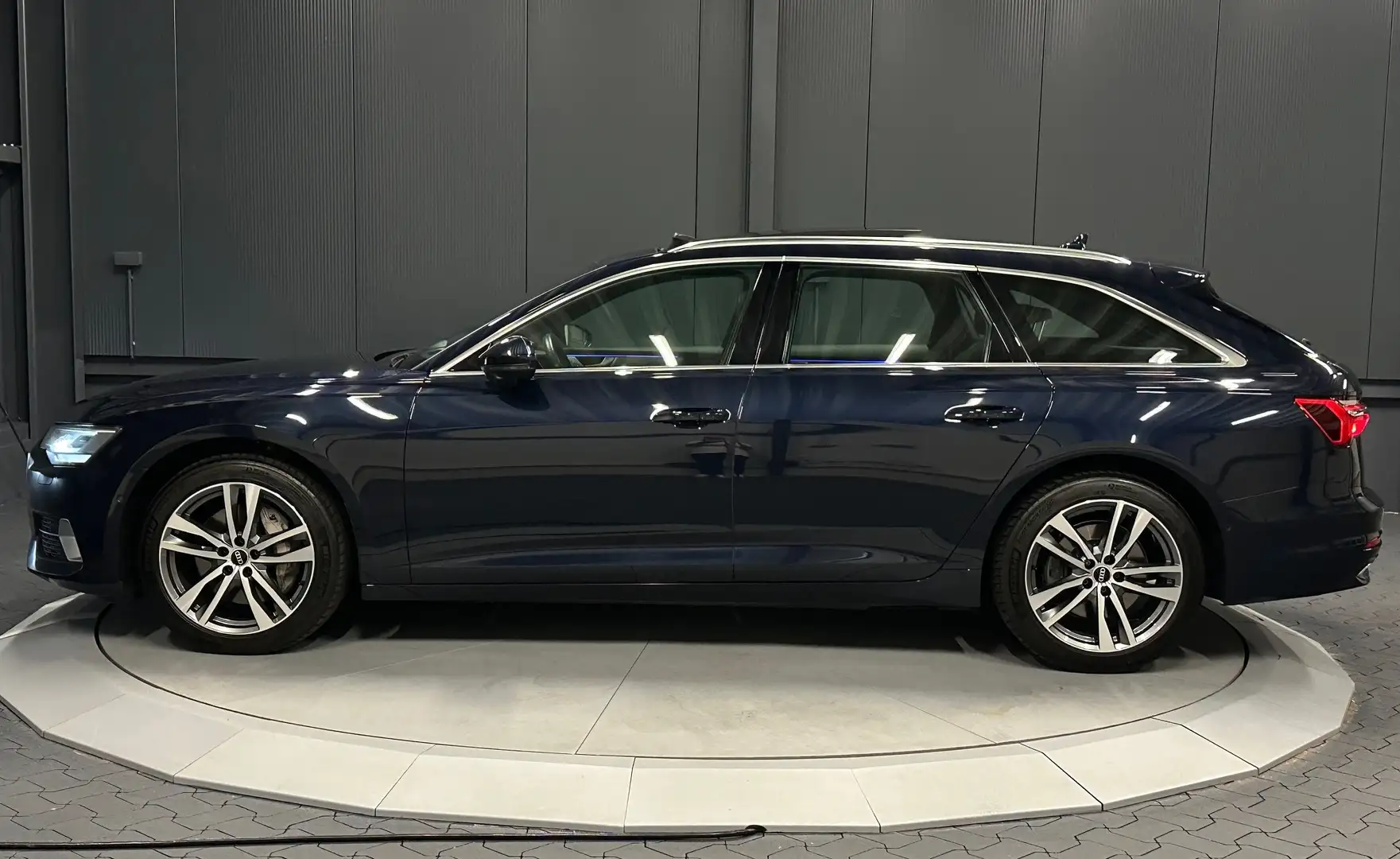 Audi A6 Avant 50 TDI quattro Sport*LEDER*PANORAMA*HUD*19Zo Blau - 2